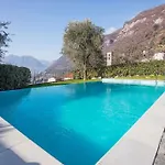 Apartman Sanny-grande B Sleeps 8 With Pool By Italian