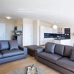 Sanny-grande B Sleeps 8 With Pool By Italian Apartman *