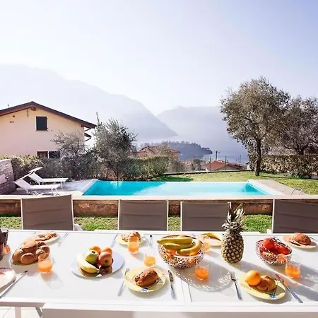 아파트 Sanny-grande B Sleeps 8 With Pool By Italian