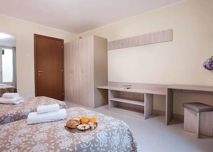 Sanny-grande B Sleeps 8 With Pool By Italian 아파트 오수키오